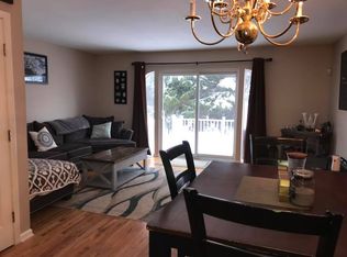 1107 Fern Hollow Dr, Liverpool, NY 13088