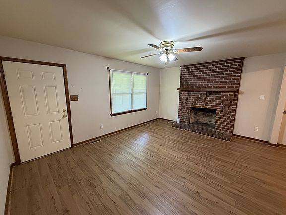 4th image of 3301 Sylvania Rd