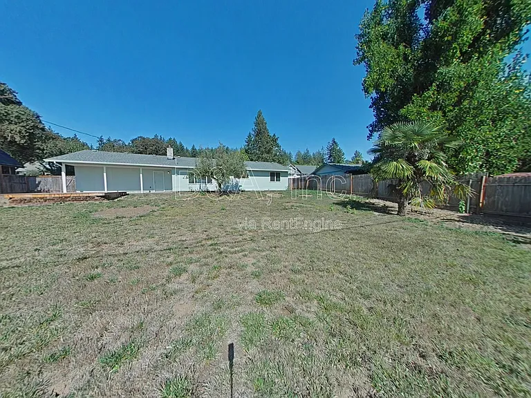 3756 NW 26th Ave — Photo 11