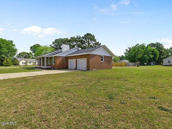 3rd image of 201 Wyatt Drive