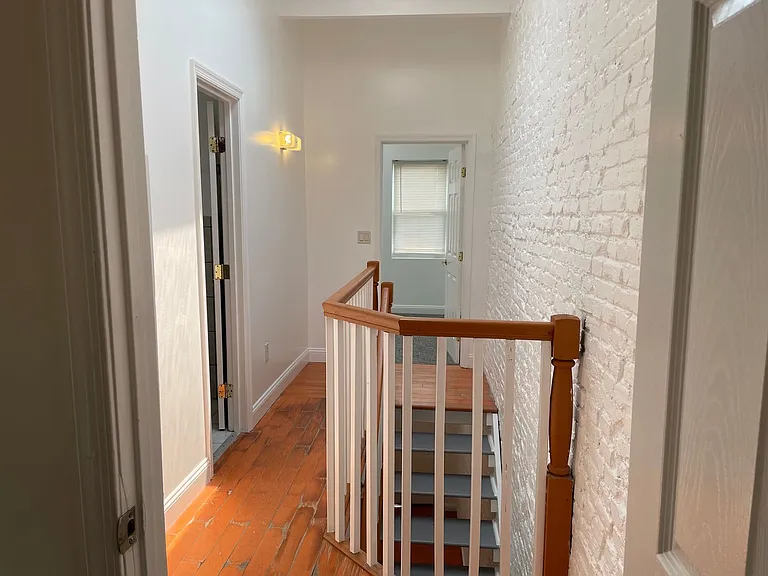 864 Carroll St — Photo 19