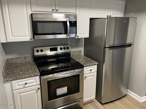 5th image of 6551 W La Mirada Dr #2
