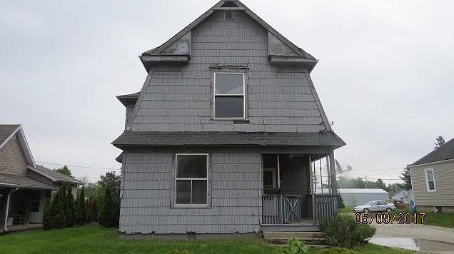 1st image of 301 N Park St