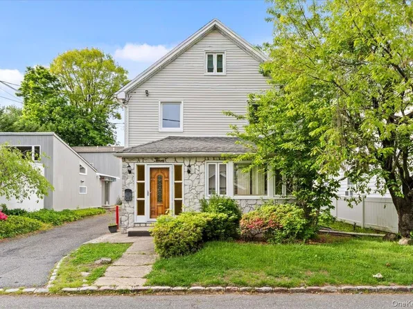 3 Franklin Road, Great Neck, NY 11024