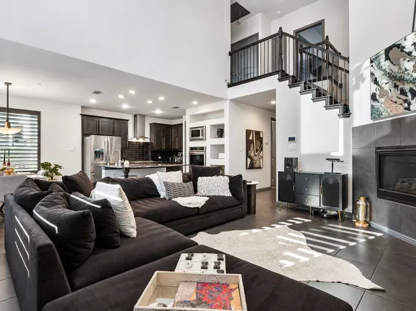 6112 Black Swan Cir, Garland, TX 75044