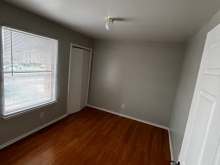 7581 Windsor Oaks #7581 — Photo 8