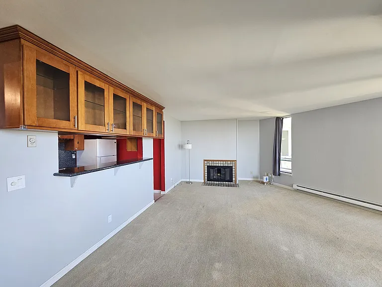 320 Vallejo Dr #10 — Photo 5