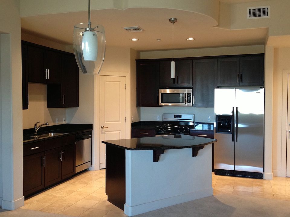 2nd image of 945 E Playa Del Norte Dr