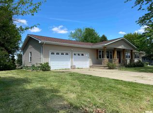 1394 Airport Rd, Lincoln, IL 62656