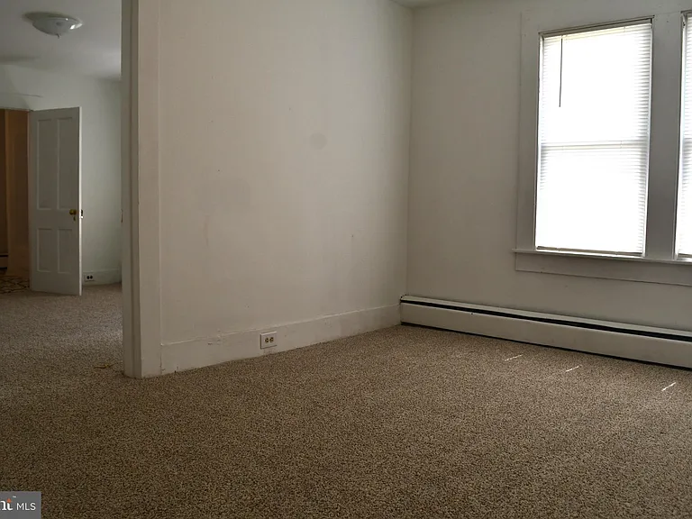4 E Milby St — Photo 22