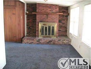 4th image of 129 County Road 1717