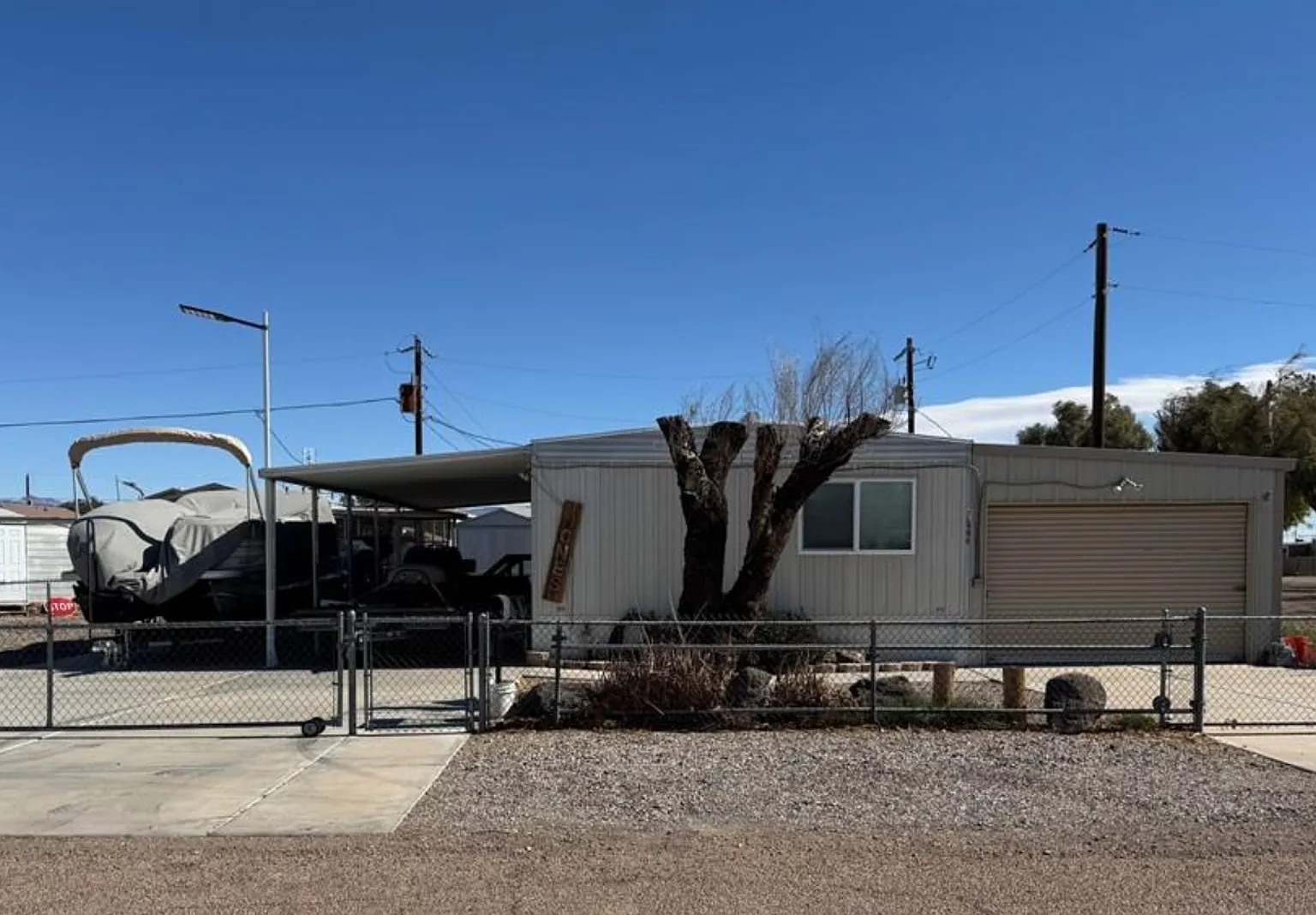 Charming Furnished 3-Bedroom Home in Willow Valley Short-Term Rental! — Photo 1
