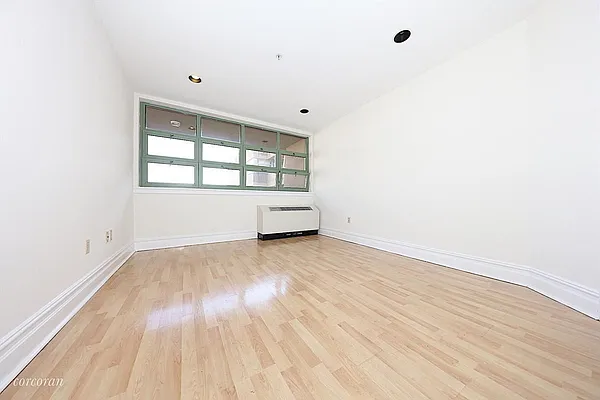 Rented by Corcoran | media 26