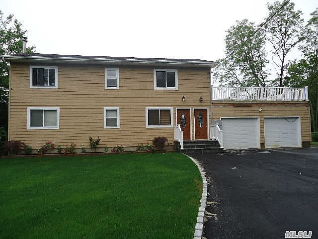 1st image of 11 Joyce Dr