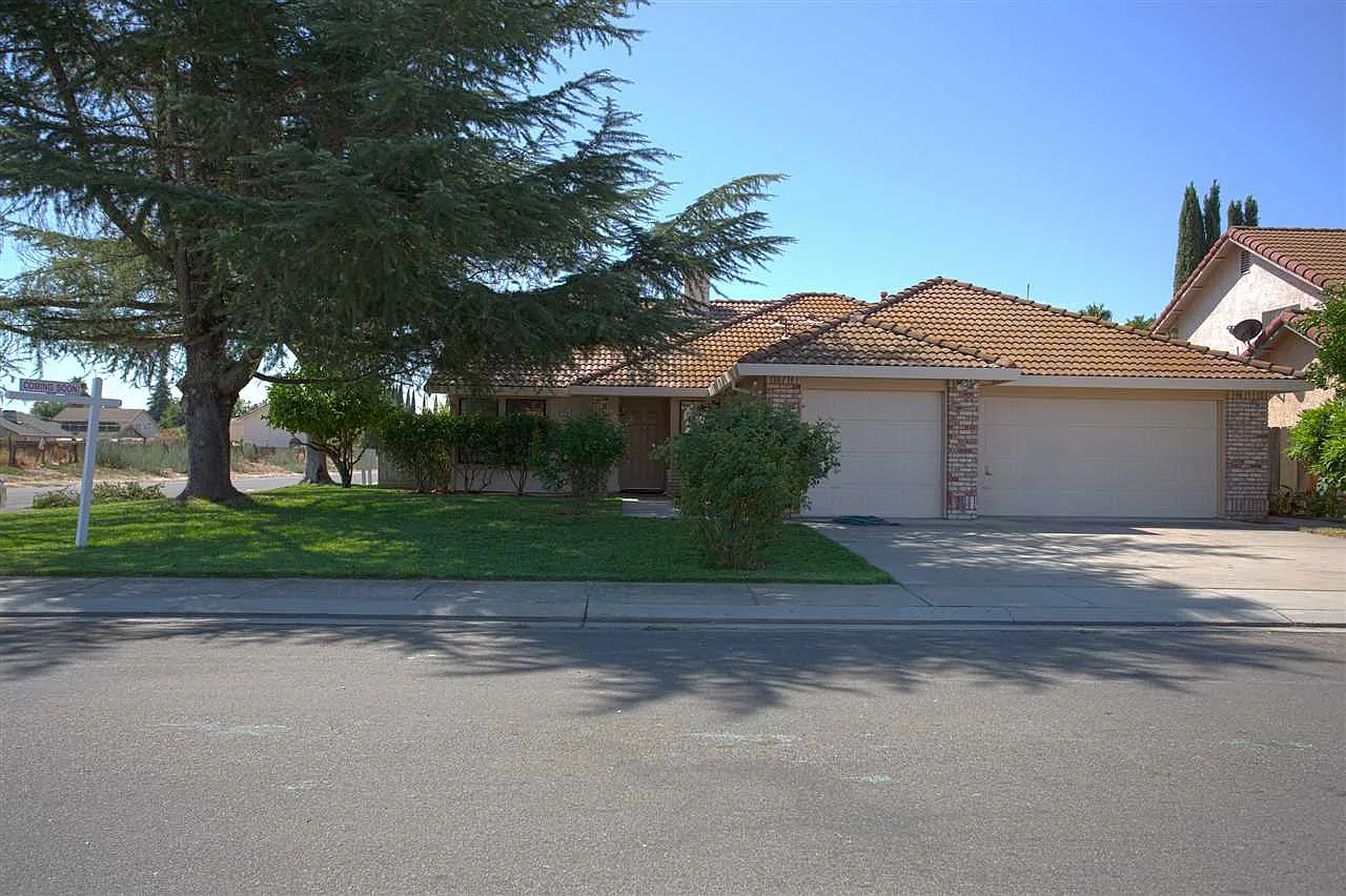 1716 Belva Ct photo 1