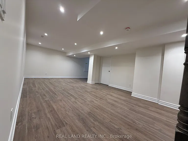 220 Millard Ave #1 — Photo 18