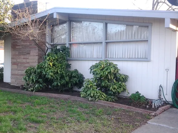 1502 Ashwood Dr, Modesto, CA 95350