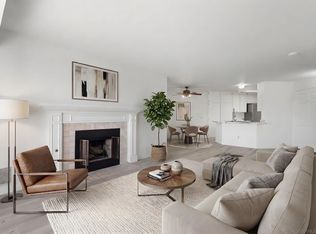 City Scene, San Diego, CA 92111