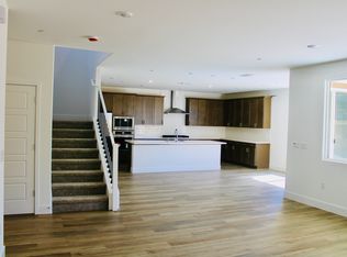 5097 Marshmallow Dr, Roseville, CA