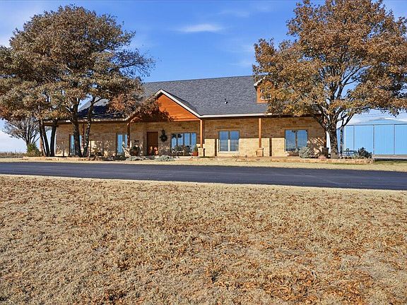 2nd image of 2921 County Road 52