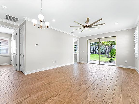 5th image of 192 Soliera St