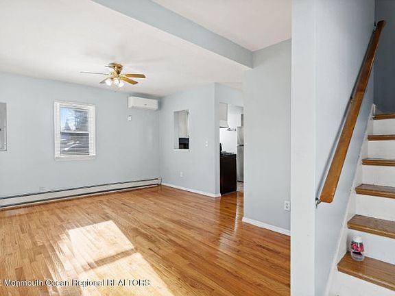 4th image of 55 Gladney Ave
