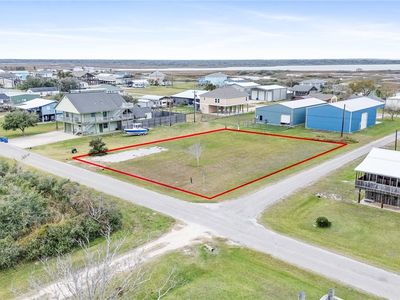 302 W Tyler Ave, Pt O Connor, TX, 77982