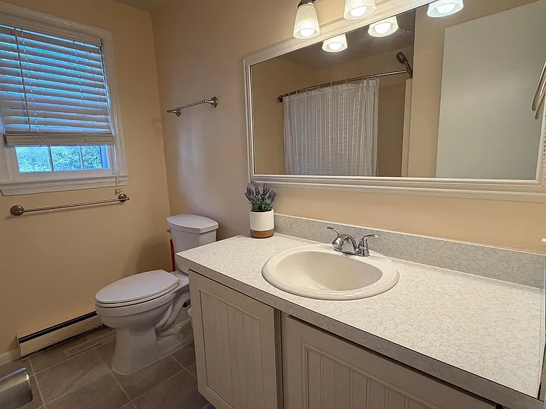 12154 Preston Dr — Photo 14