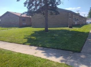 2313 Salem Blvd APT 4, Zion, IL 60099