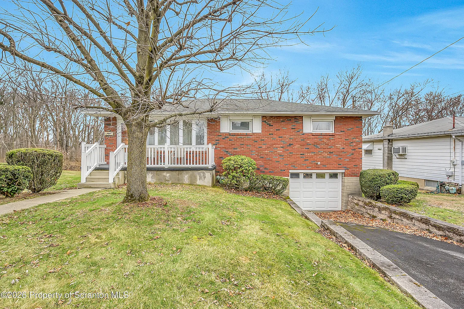 124 Bengar Dr photo 1