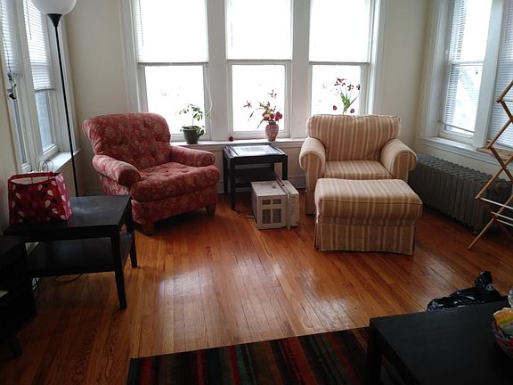 2nd image of 1724 W Carmen Ave #2