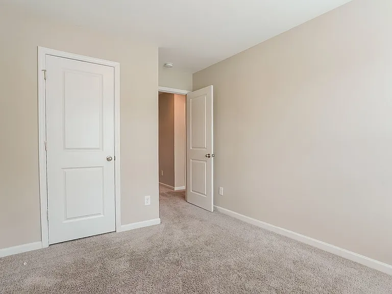 542 Landing View Dr — Photo 13