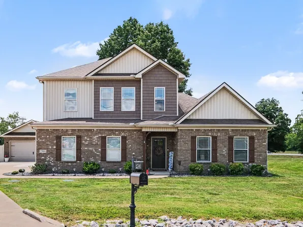 2501 Pinnacle Dr, Chapel Hill, TN 37034