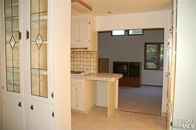5th image of 403 Sunnyvale Dr