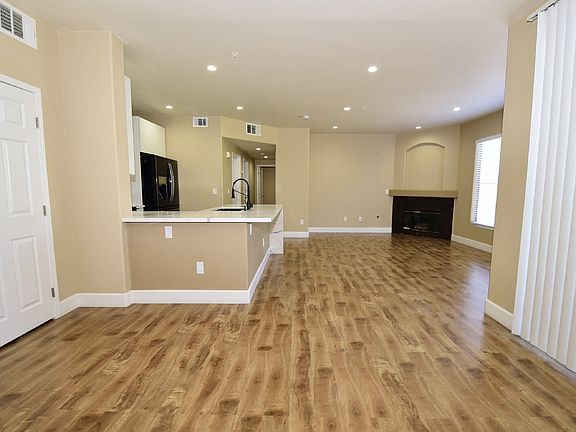 5th image of 7103 S Durango Dr Unit 204
