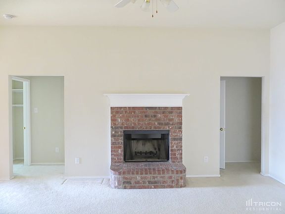 2nd image of 2825 Wakecrest Dr