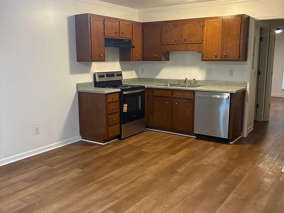 2nd image of 2610 Cardinal St APT 2