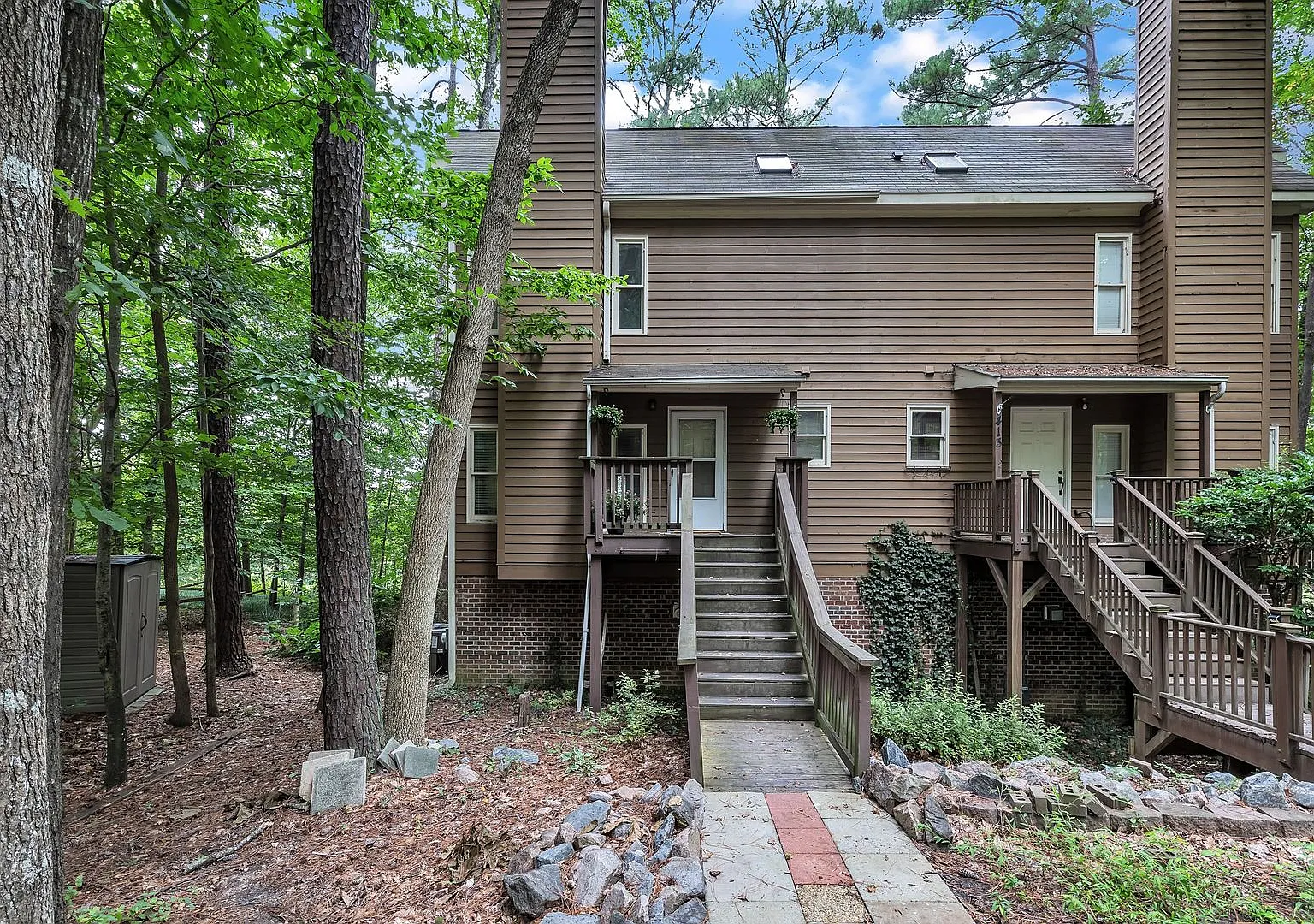 Charming 2-Bedroom Home in the Heart of Wake Forest! — Photo 2