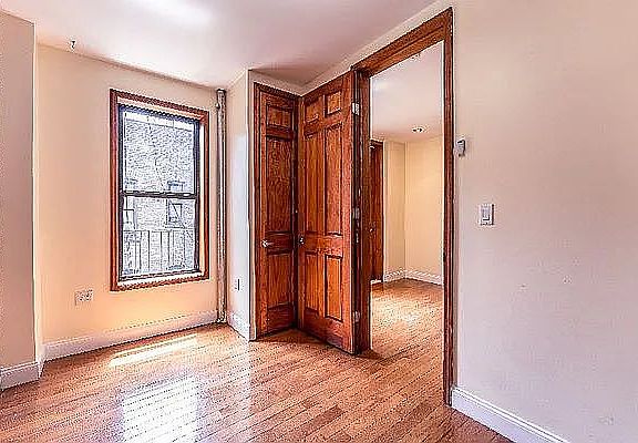 5th image of 156 Sherman Ave APT 54