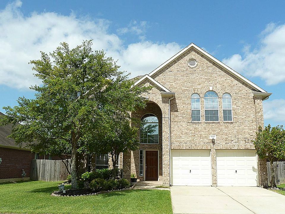 1st image of 2410 Suncreek Ln