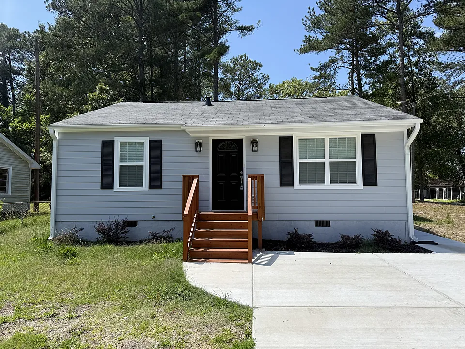 251 Booth Ave