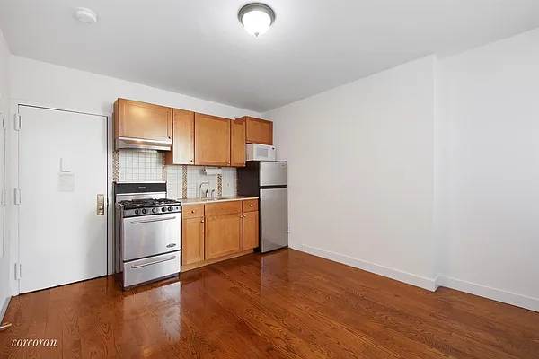 Rented by Corcoran | media 11