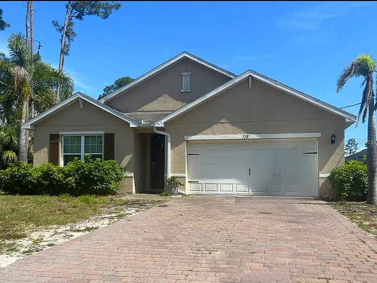 3287 Trentwood Ln — Photo 1
