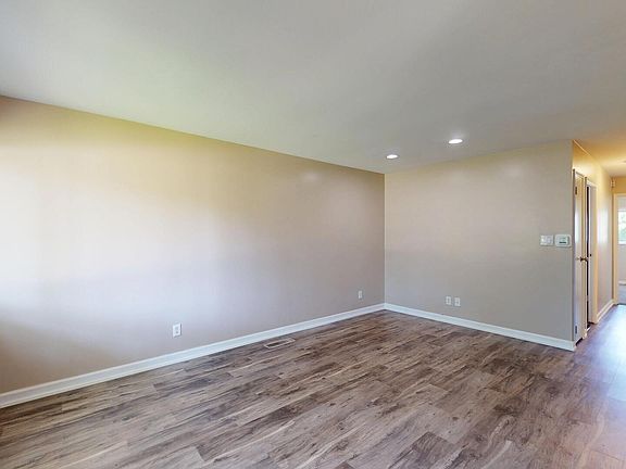 5th image of 2517 Fairway Dr