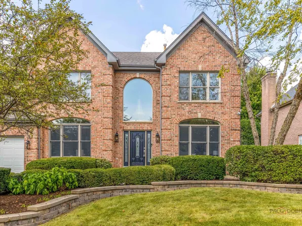 818 W Lukas Ave, Palatine, IL 60067