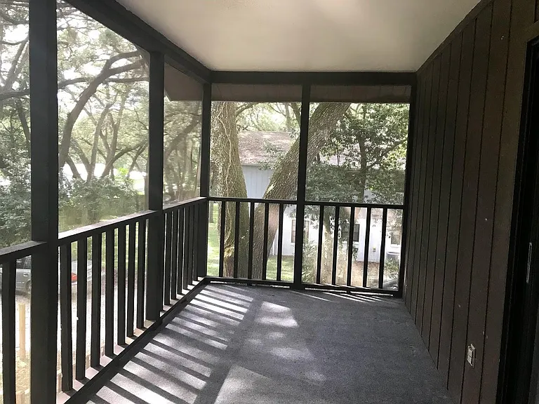 11511 Grove Ln — Photo 13