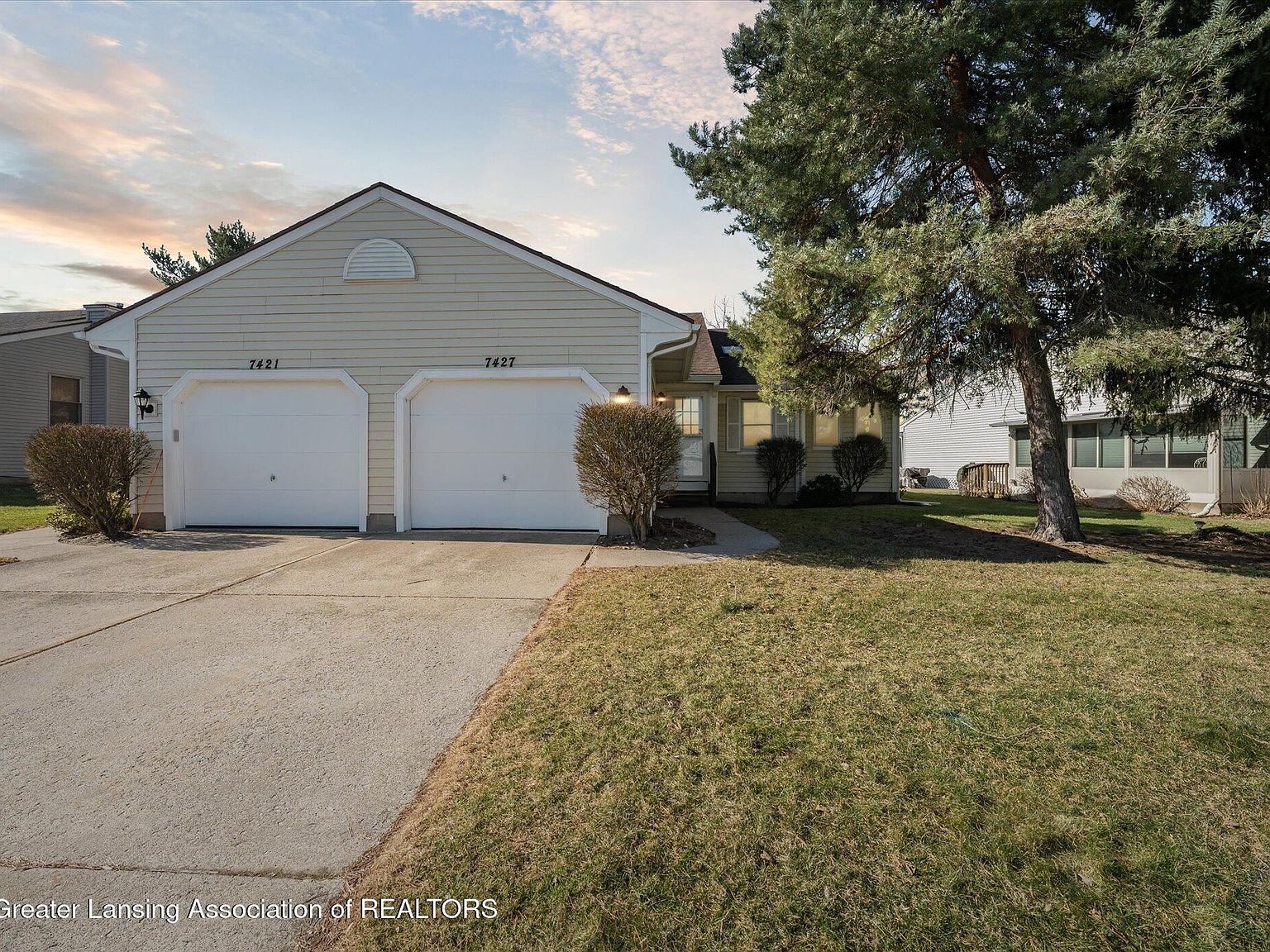 7427 Glen Terra Dr #25, Lansing, MI 48917 | Zillow