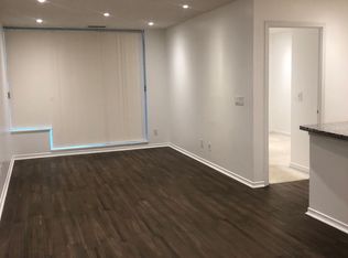 4889 Kimbermount Ave #111, Mississauga, ON L5M 7R9