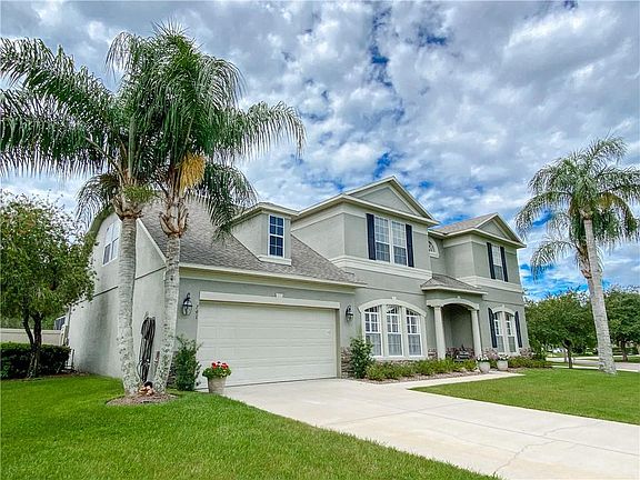 3rd image of 741 Lake Cove Pointe Cir