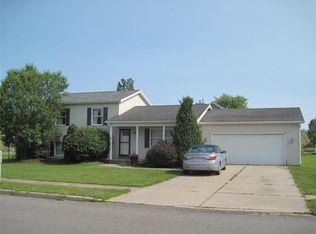 2822 Chelsie Dr, Erie, PA 16509